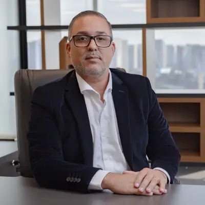 Leonardo Grecu - Presidente